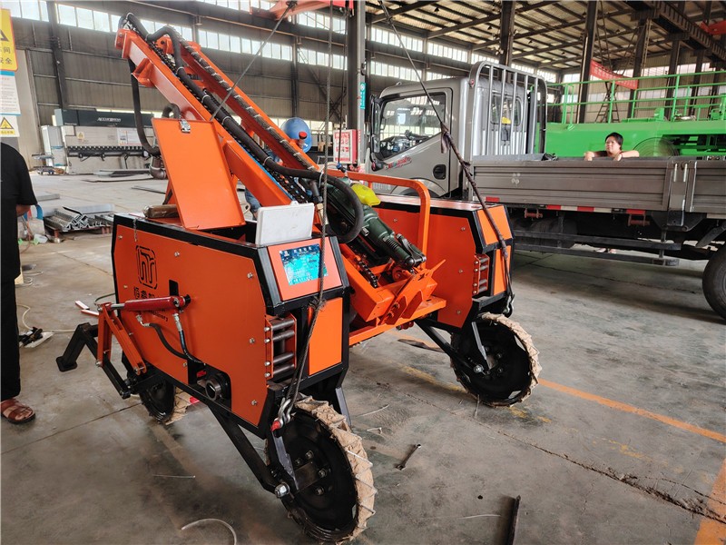 恒睿遥控爬坡钻机：边坡绿化施工的智能化升级之选
